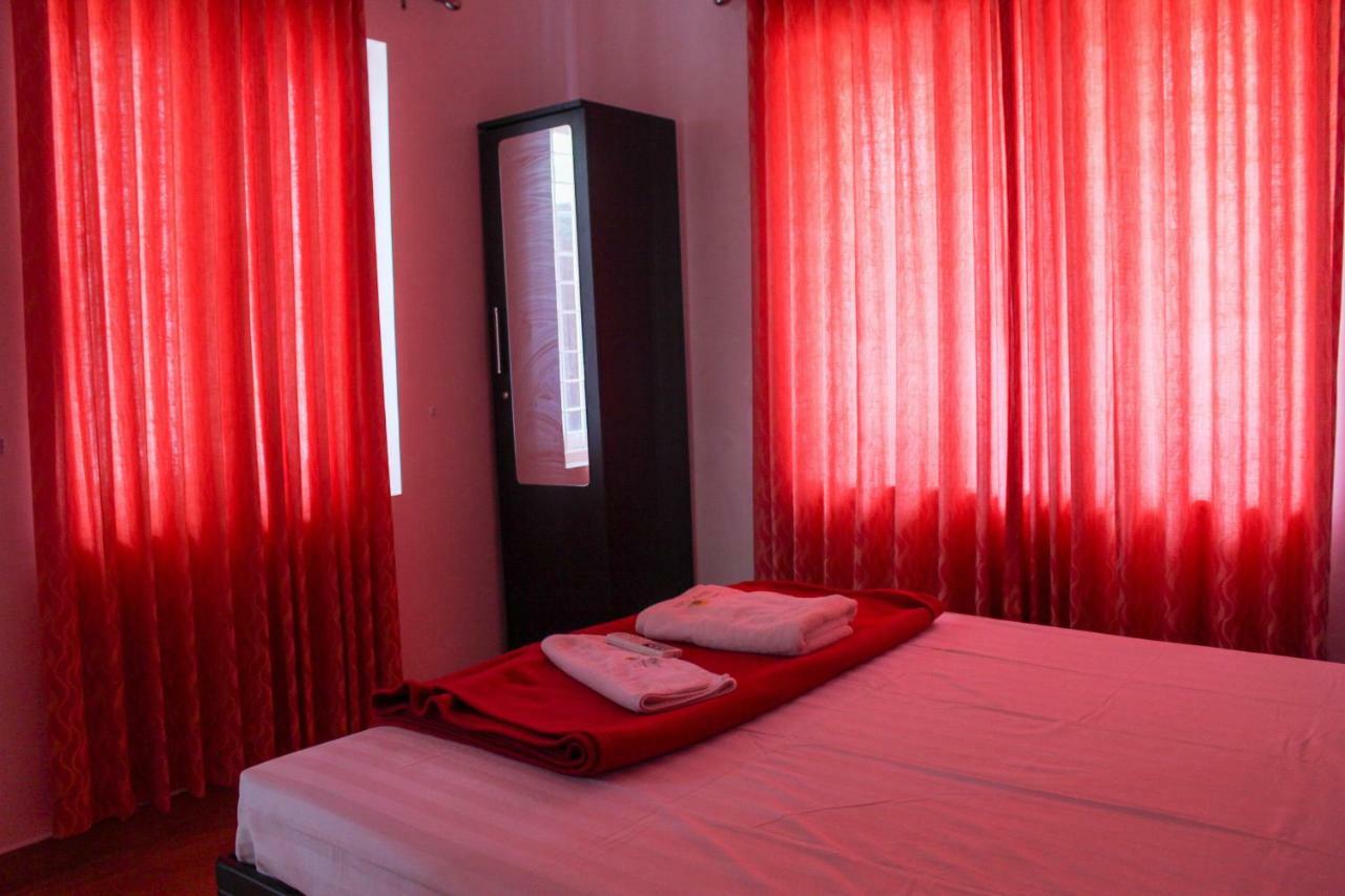 Magic Land Resorts Athirapally Irinjalakuda Exterior foto